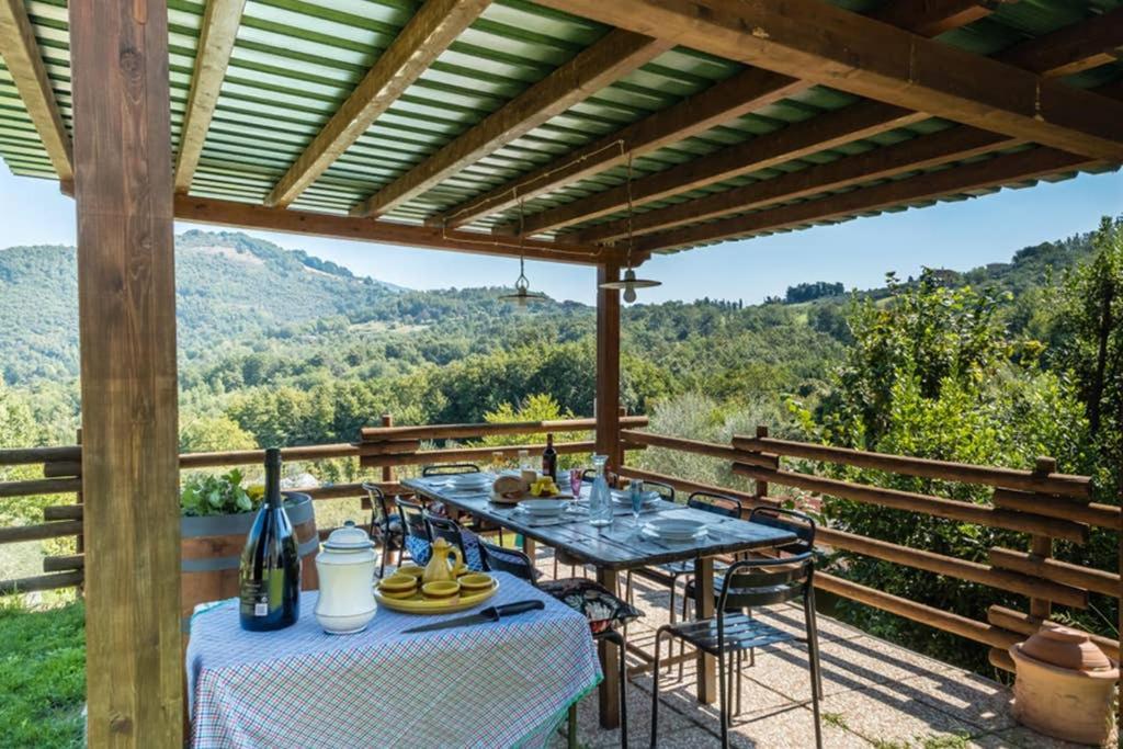 Alla Bella Aurora With Amazing Pool In Tuscany Лукка Экстерьер фото